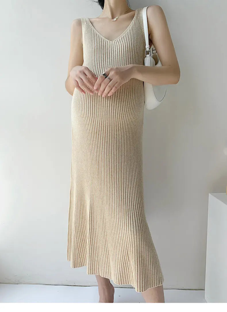 Stylish and Elegant Spring/Autumn Sleeveless V-Neck Slim Sweater Dress