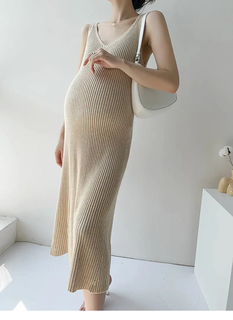 Stylish and Elegant Spring/Autumn Sleeveless V-Neck Slim Sweater Dress