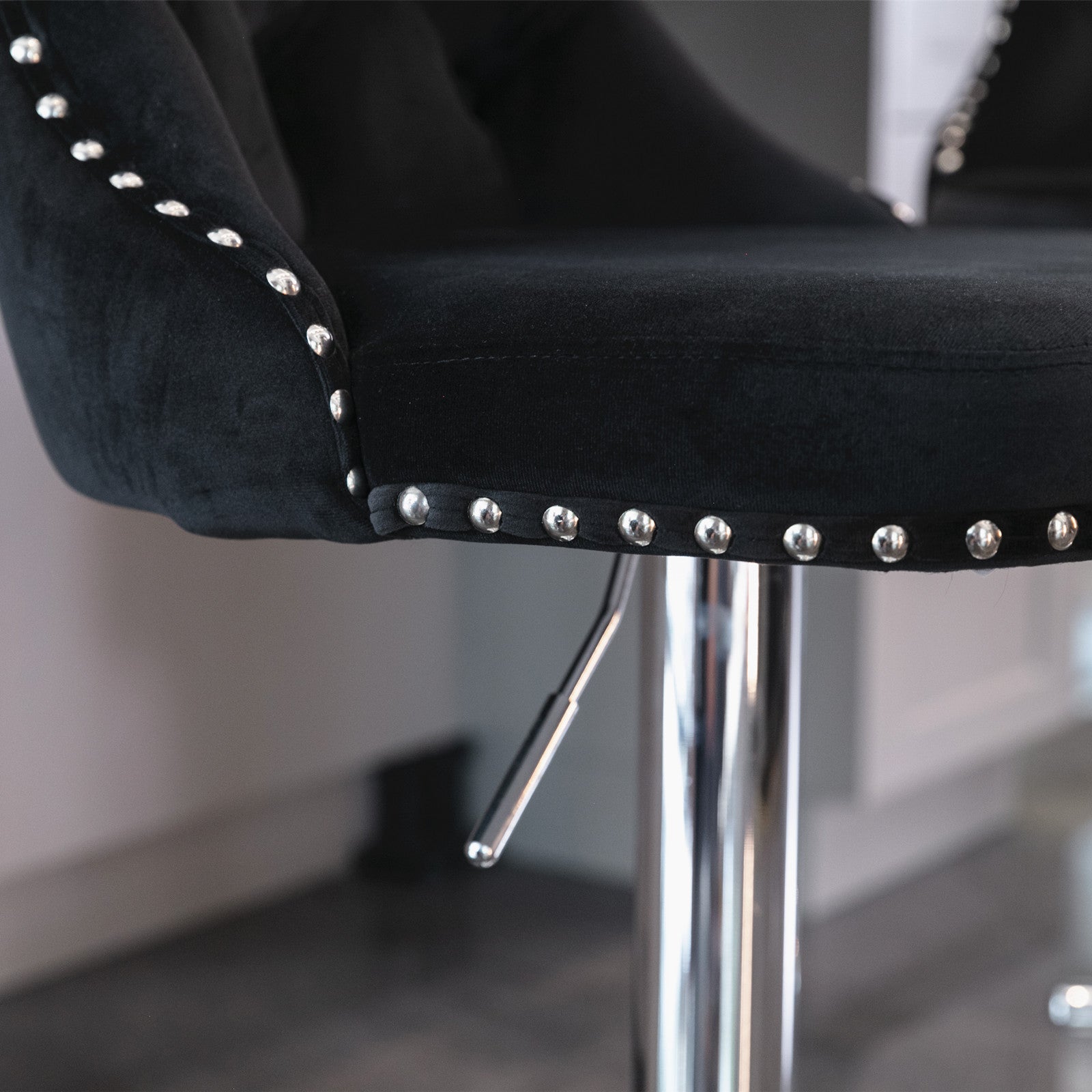 Set of 2 Modern Upholstered Tufted Velvet Armless Bar Stools with Chrome Details- Black_16