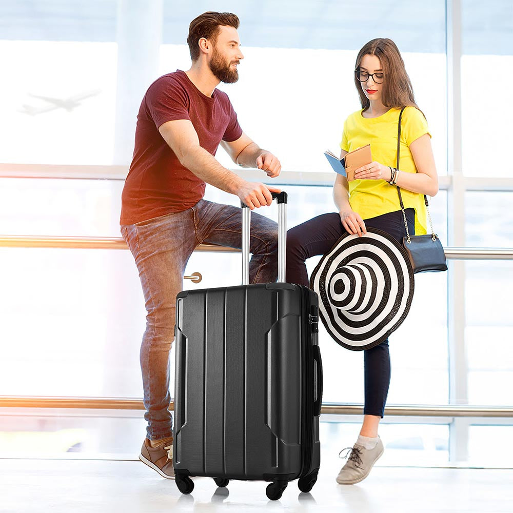 28In Expandable Lightweight Spinner Suitcase with Corner Guards - Black_17